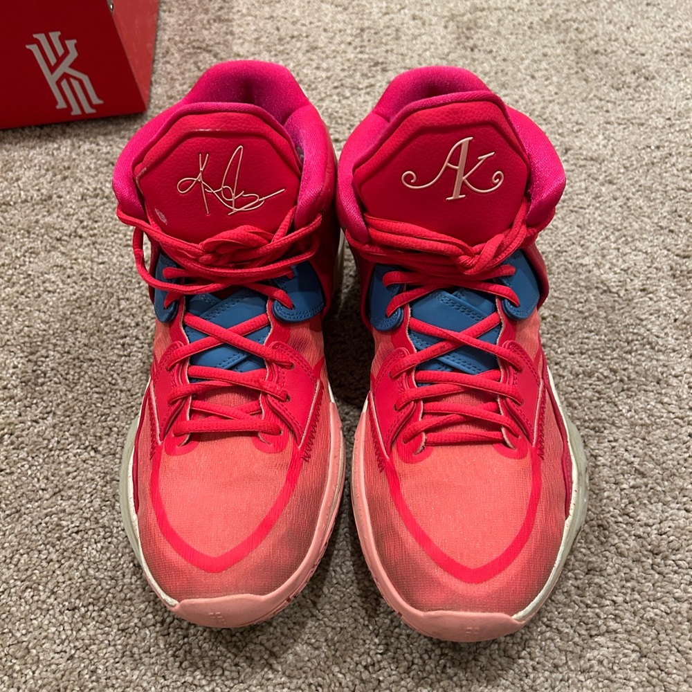 Nike Kyrie Infinity Siren Red sz 10 - DM0856-600
